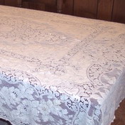 Quaker Lace Tablecloth